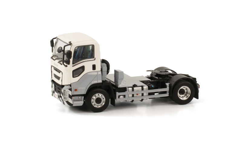 Isuzu GIGA SHORT CAB WHITE