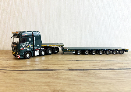 Mercedes-Benz Actros GigaSpace SLT артикул 33-0100 IMC